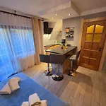 Pod Zielonym Wierchem Homestay *